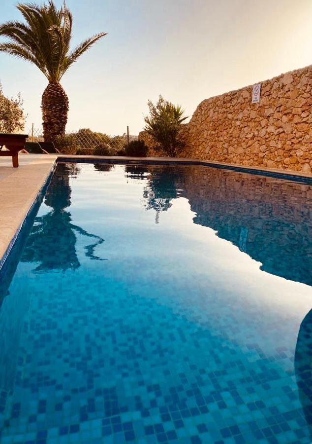 Sunset Villa Gharb (Gozo)